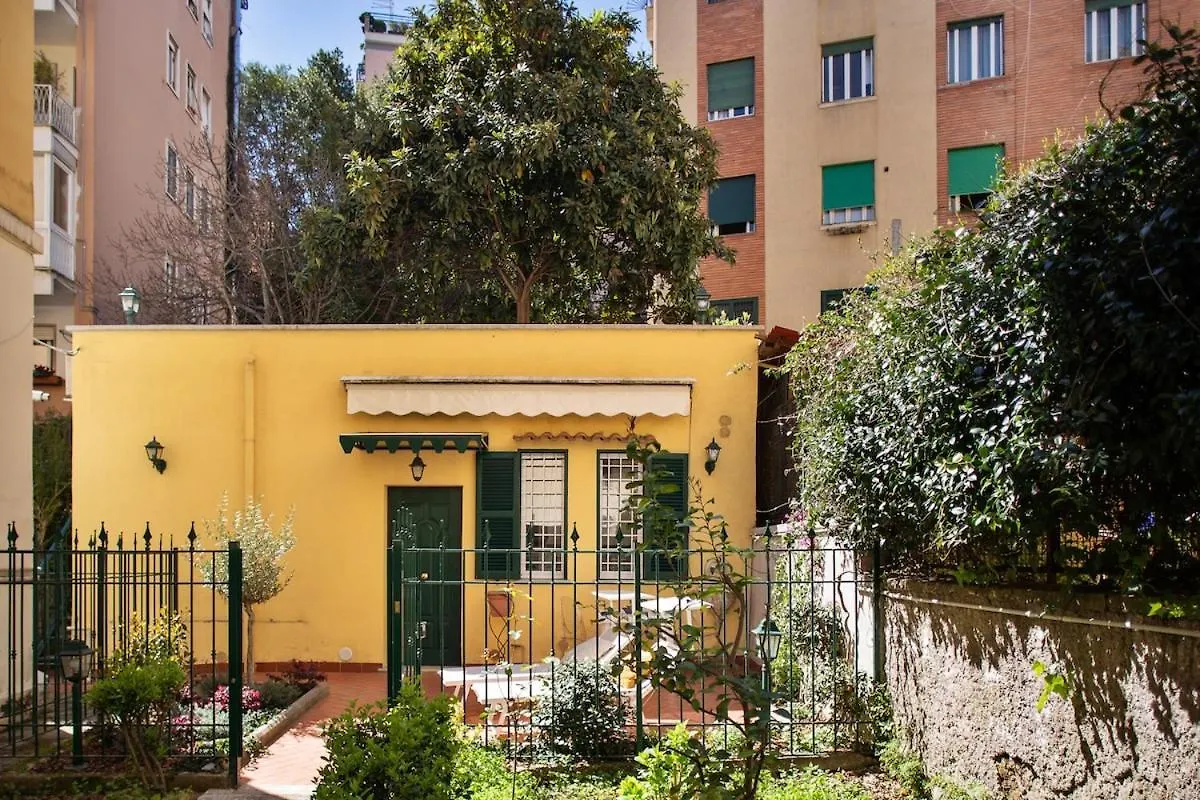 Clima-Netflix-Wifi-Garage - Garden Suite Rome Italy