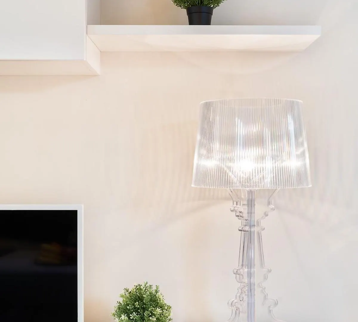 Clima-Netflix-Wifi-Garage - Garden Suite Rome Italy