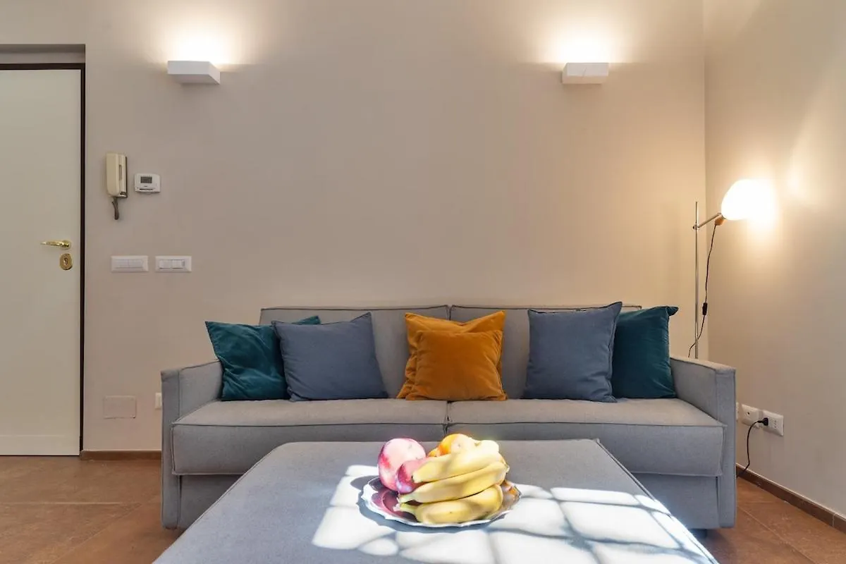 Clima-Netflix-Wifi-Garage - Garden Suite Rome Apartment